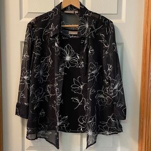 Croft & Barrow Black Floral 2-piece Blouse Set